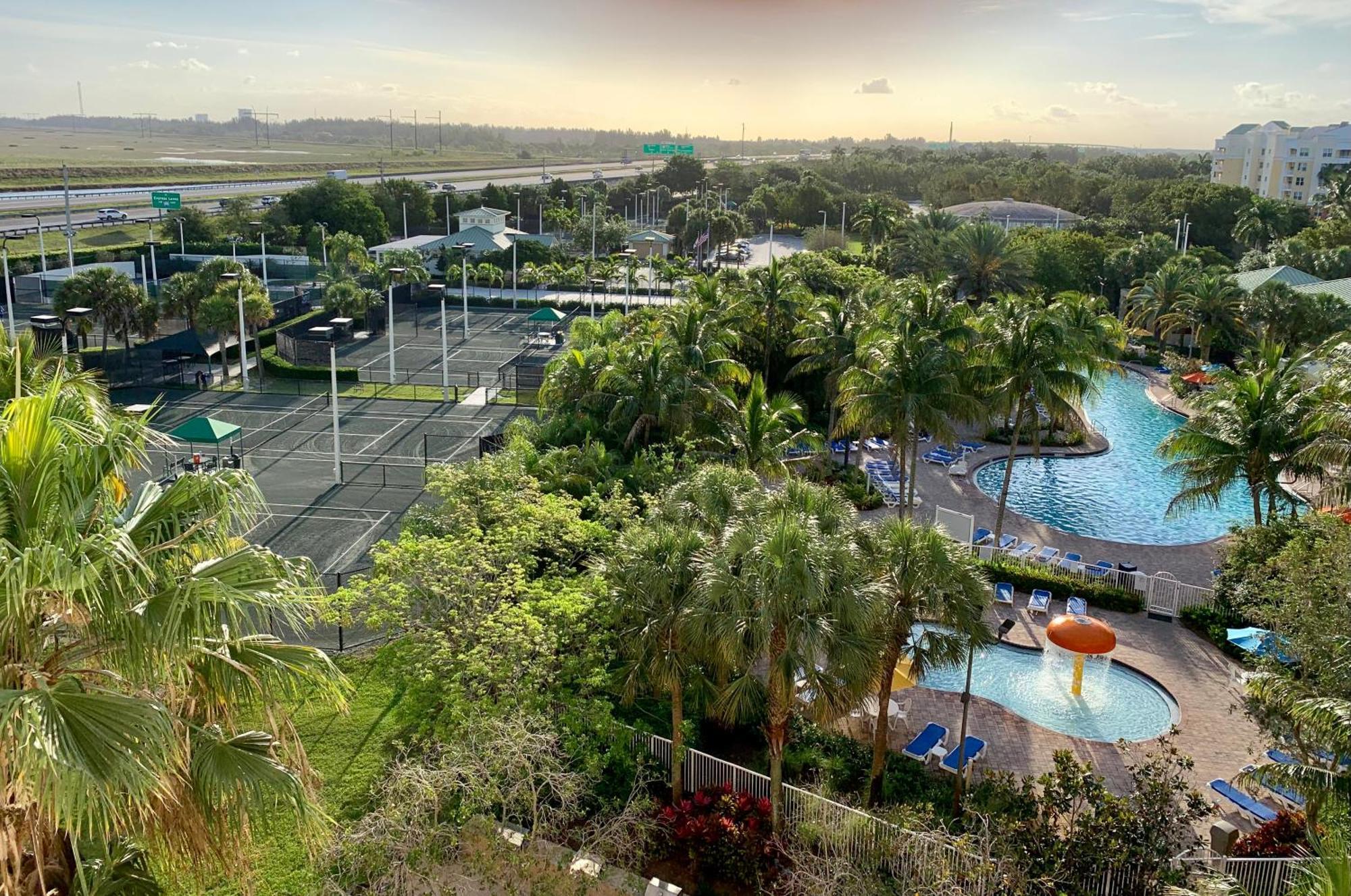 At Weston, Lauderdale 4*